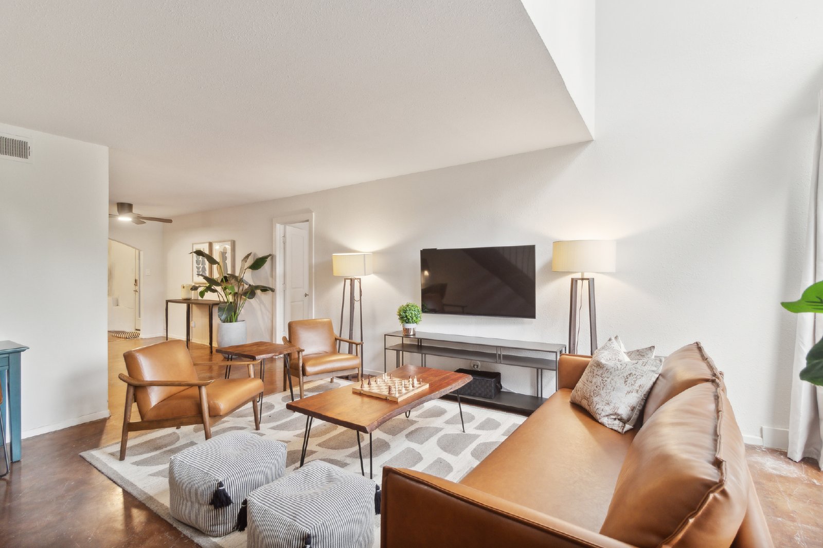 1501 Rockdale Circle - B property image