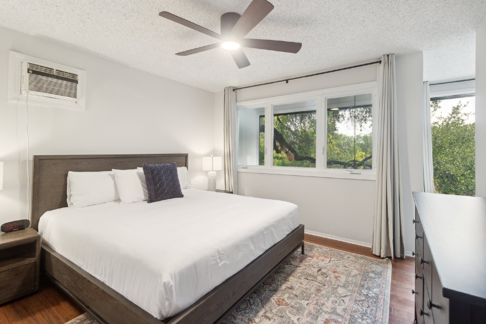 1501 Rockdale Circle - B property image