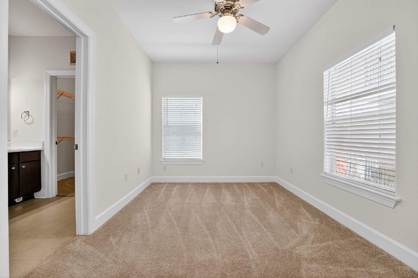 1901 Crossing Place #2202 - 1 property image
