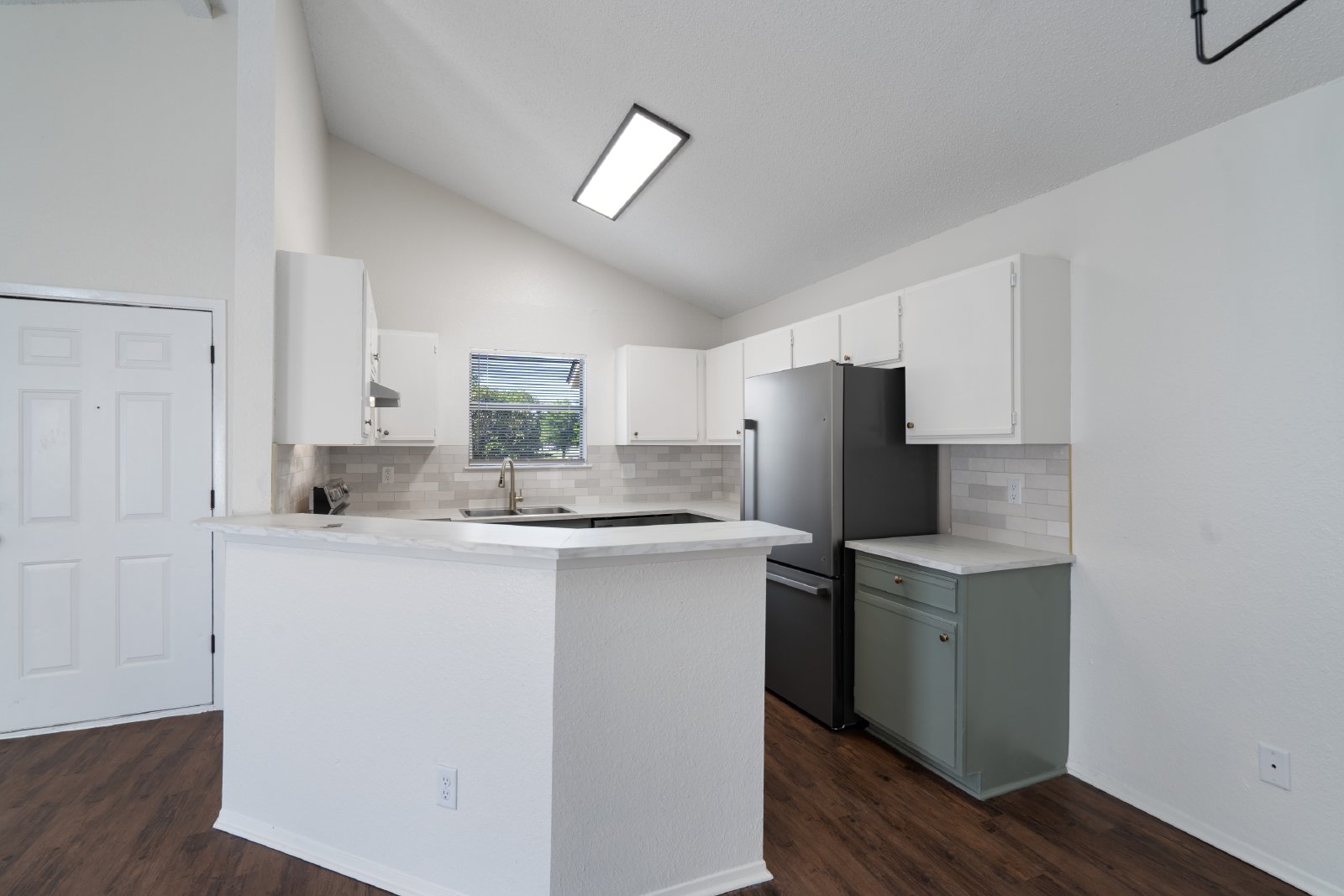 2909 West Slaughter Lane - B property image