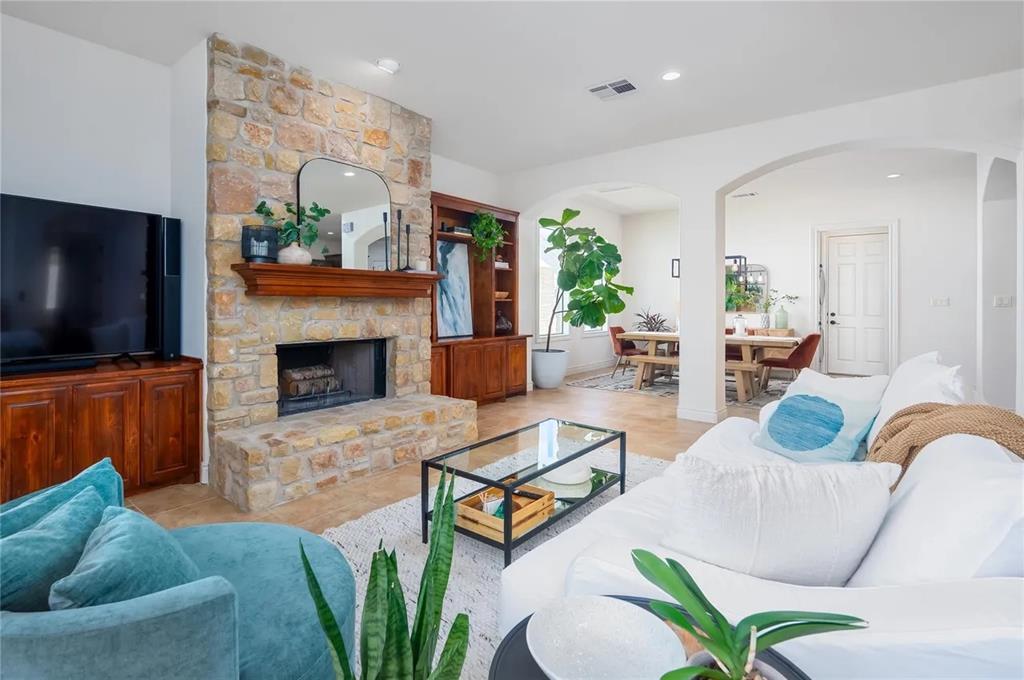 15 Chandon Lane - 1 property image